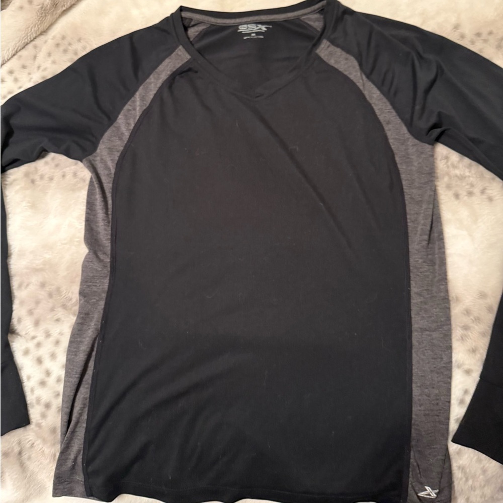 GSX size M Black and Gray Cooling Long Sleeve Performance Tee
